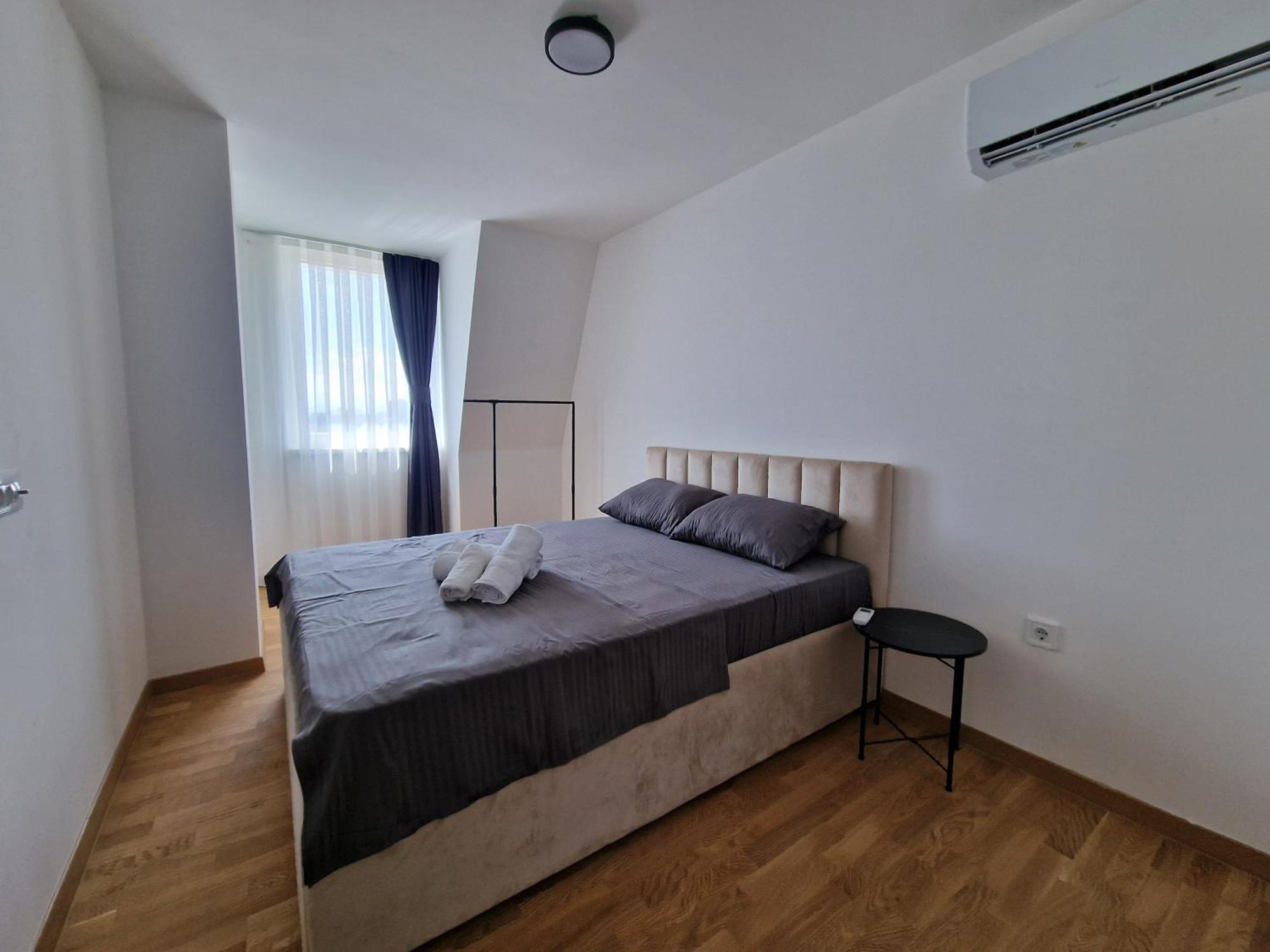 Petkov5Ki.Luxuryapartments Skopje Rum bild
