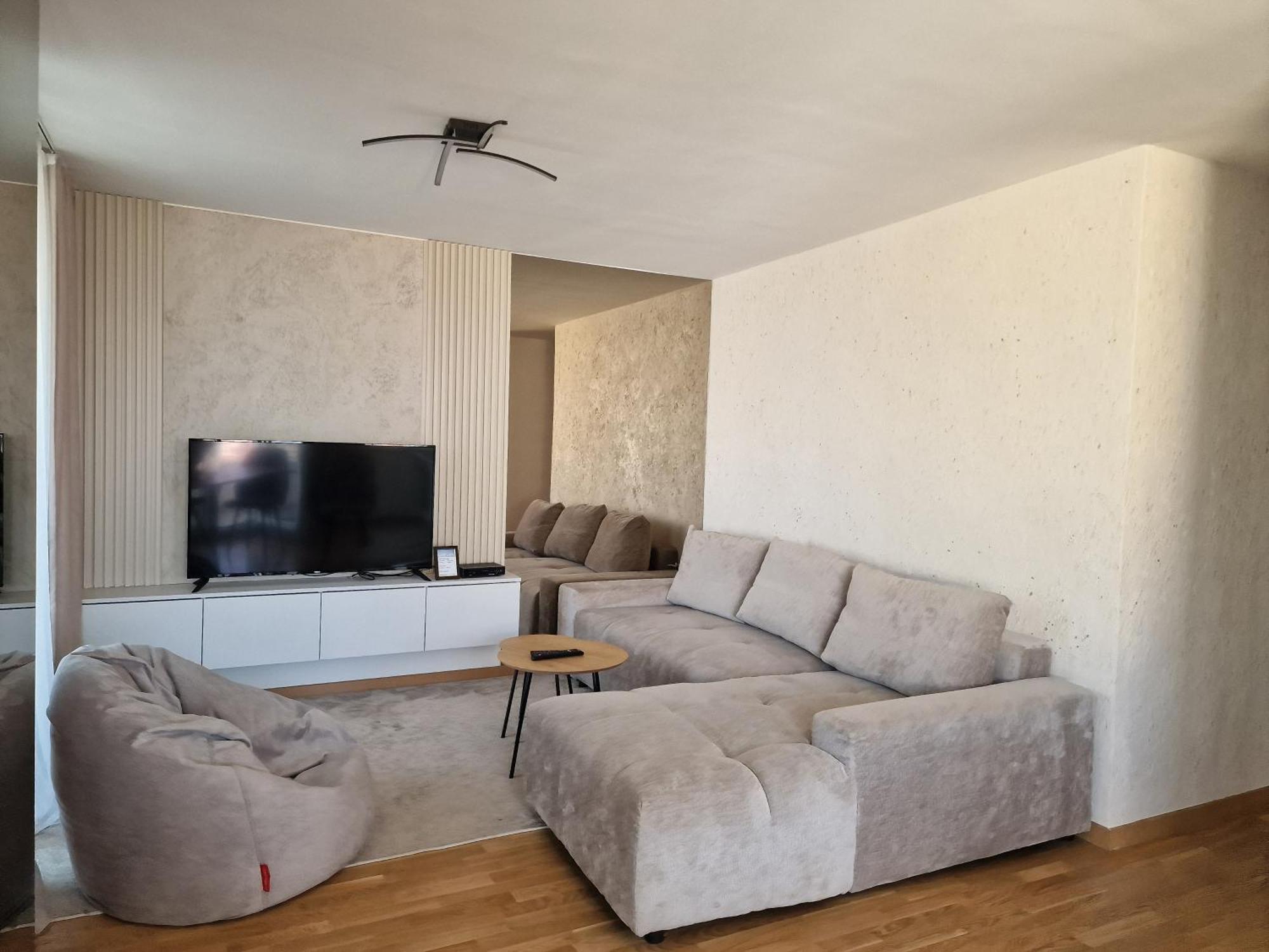 Petkov5Ki.Luxuryapartments Skopje Rum bild