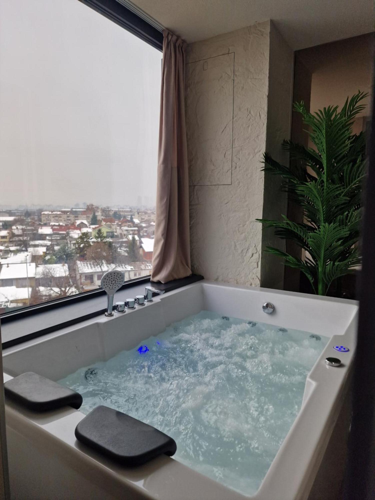 Petkov5Ki.Luxuryapartments Skopje Rum bild